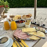 D'hotes Alize, Le Moulin De Predelles Bed & Breakfast